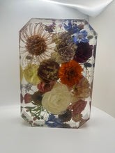 Load image into Gallery viewer, Floral Preservation retainer