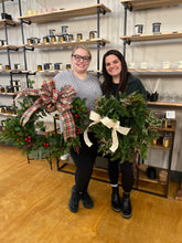 Load image into Gallery viewer, Warmth &amp; Wreaths - Wicks &amp; Wax Studio
